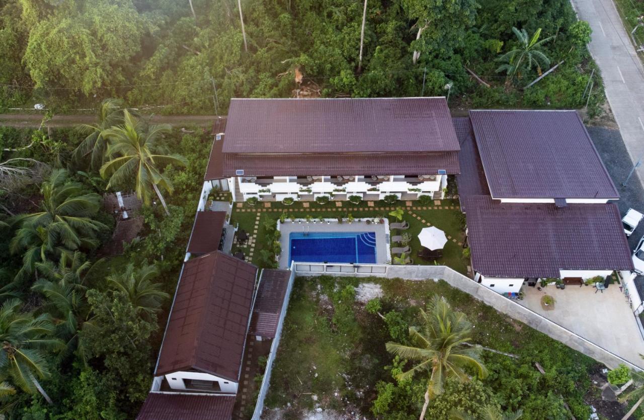 Thistle Inn Panglao Exterior photo
