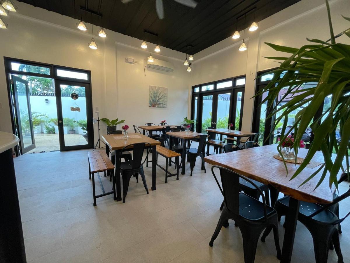 Thistle Inn Panglao Exterior photo