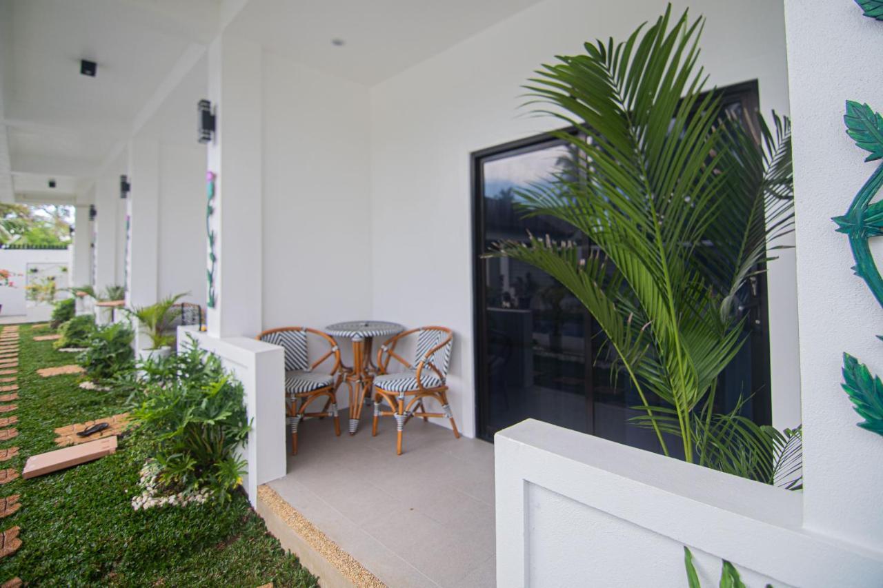 Thistle Inn Panglao Exterior photo